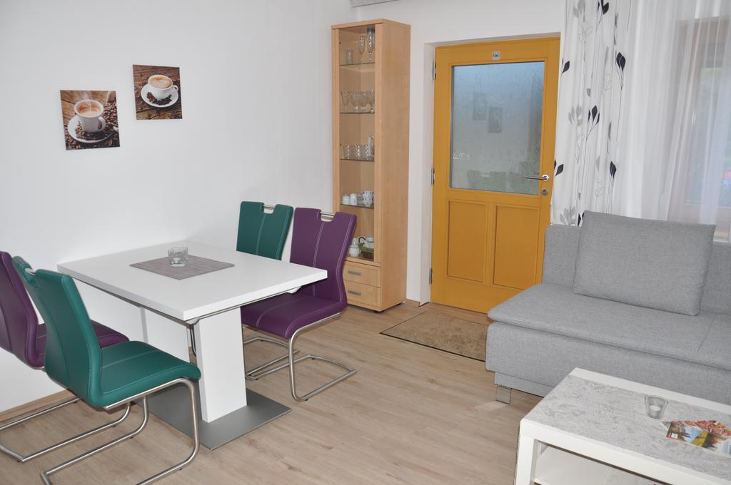 Haus Assinger Lägenhet Hermagor-Pressegger See Exteriör bild